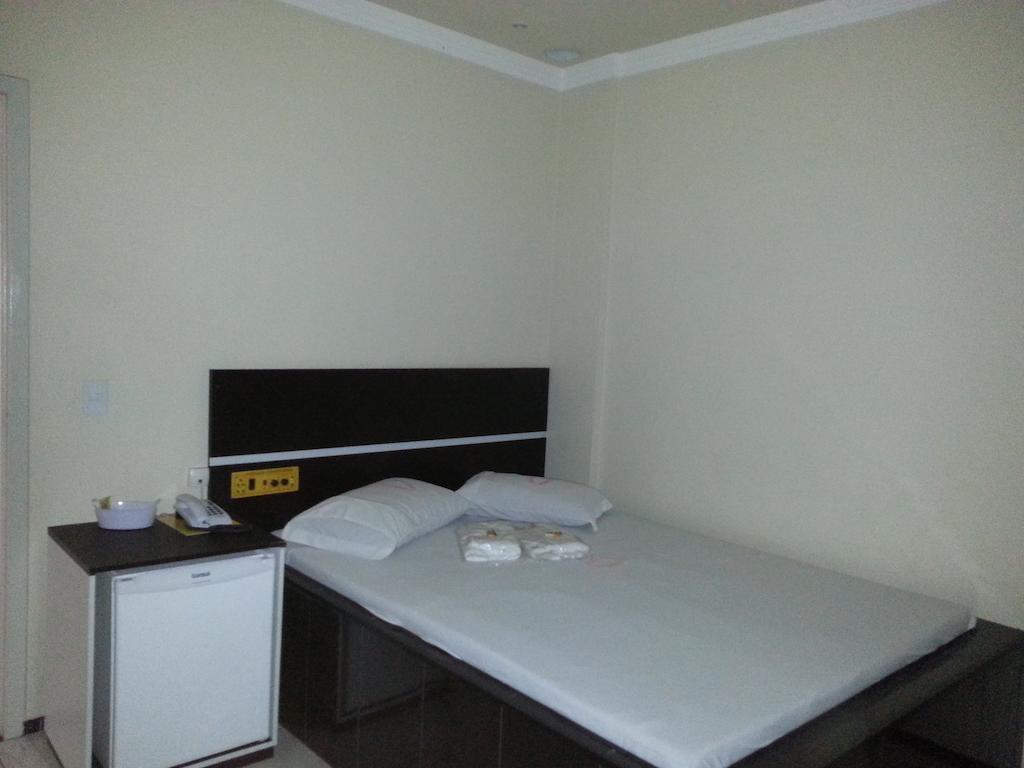 Hotel Pousada Ludovicense เซาลูอิส ภายนอก รูปภาพ