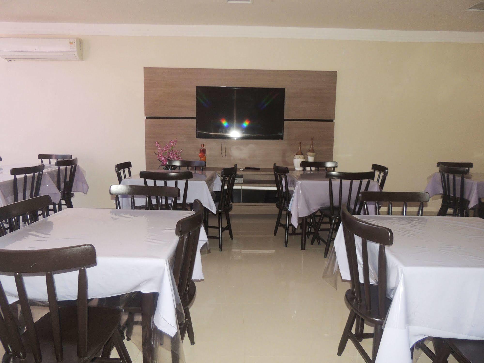 Hotel Pousada Ludovicense เซาลูอิส ภายนอก รูปภาพ